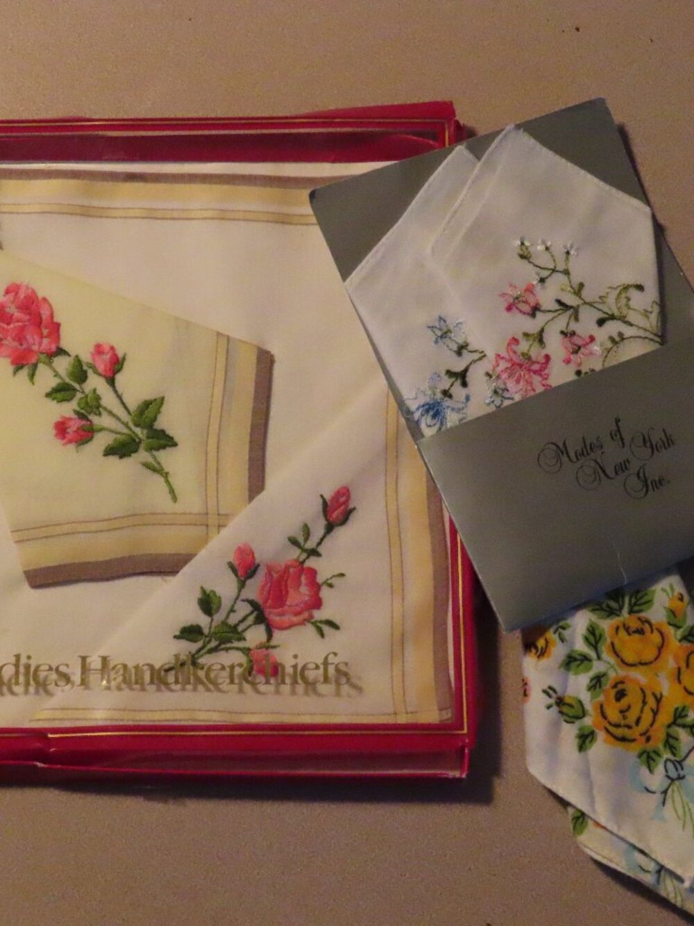 5 VINTAGE HANKERCHIEFS